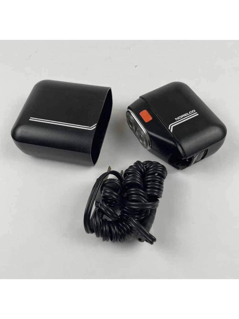 Philips Norelco Travel Shaver with Case Model HP-1620 Corded Black Vintage